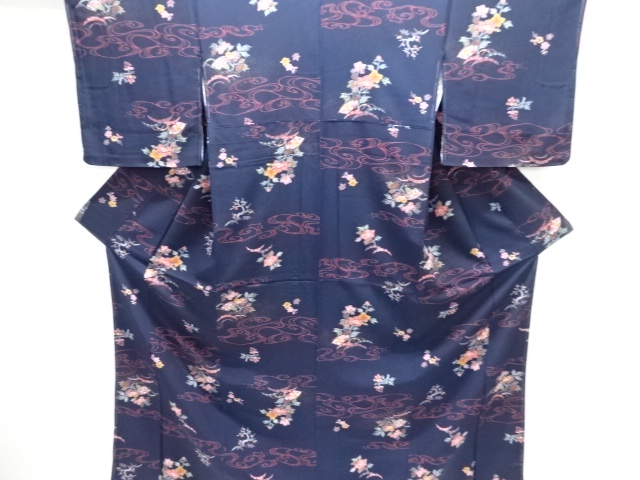 縮緬地 流水に雪芝・花模様小紋着物